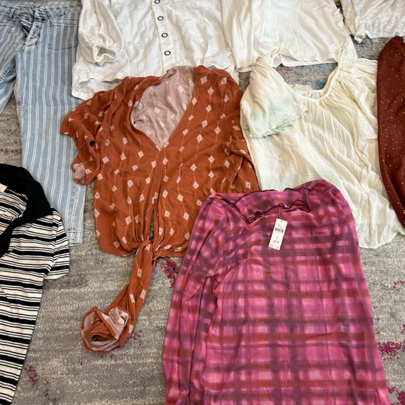 Designer lot - Picture 2 of 3